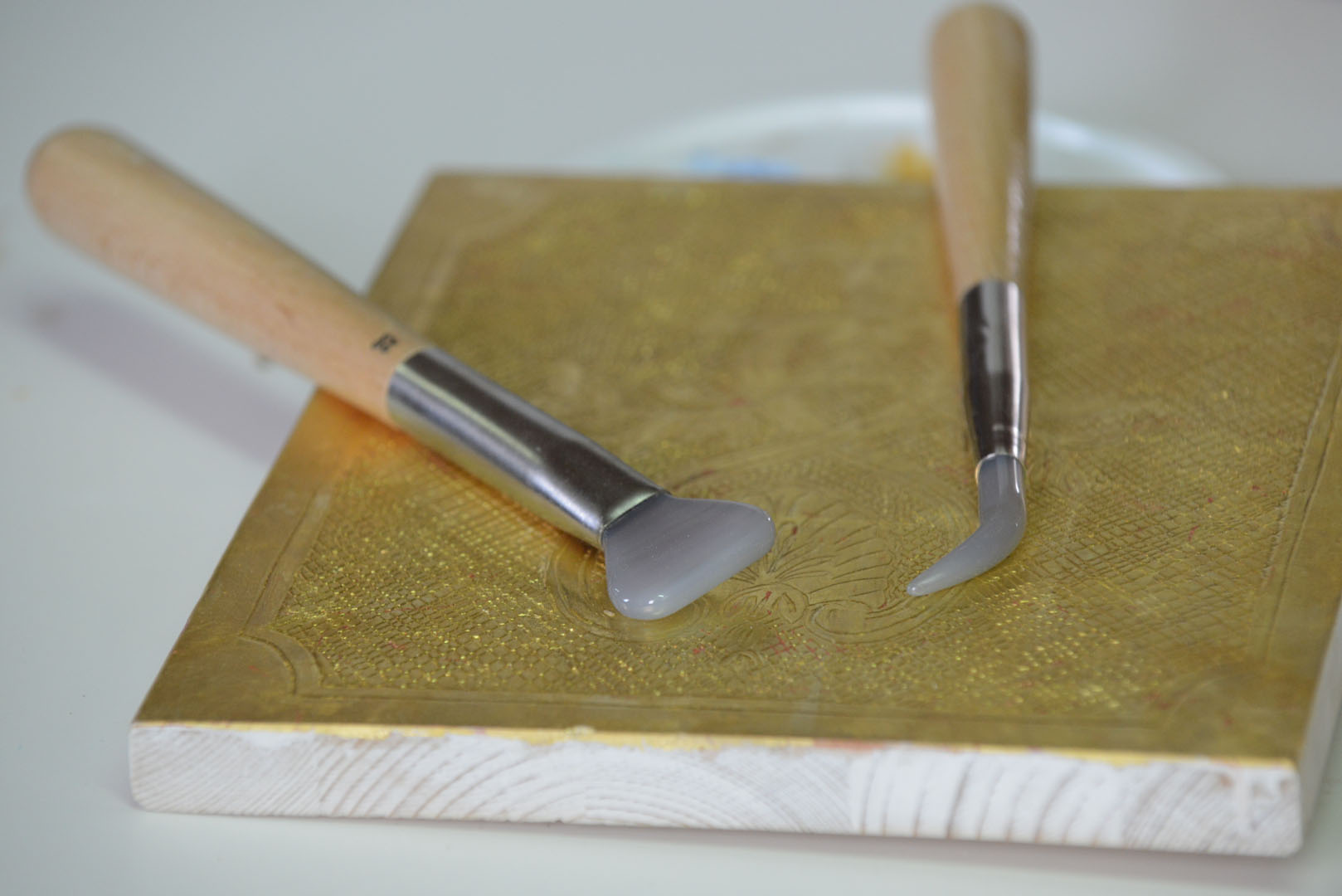 Initiation à la dorure ILSTEP Centre de Formation aux Sciences et